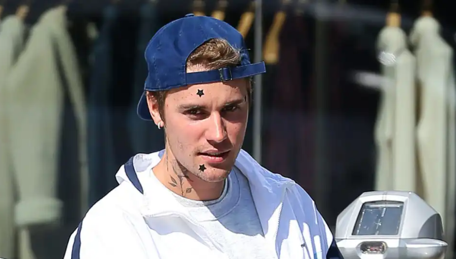 Pimple patches are used for treating acne, even celebrities like them.