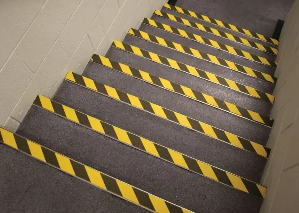 Anti-slip Tape for Stairs with High Tractions - Image 2